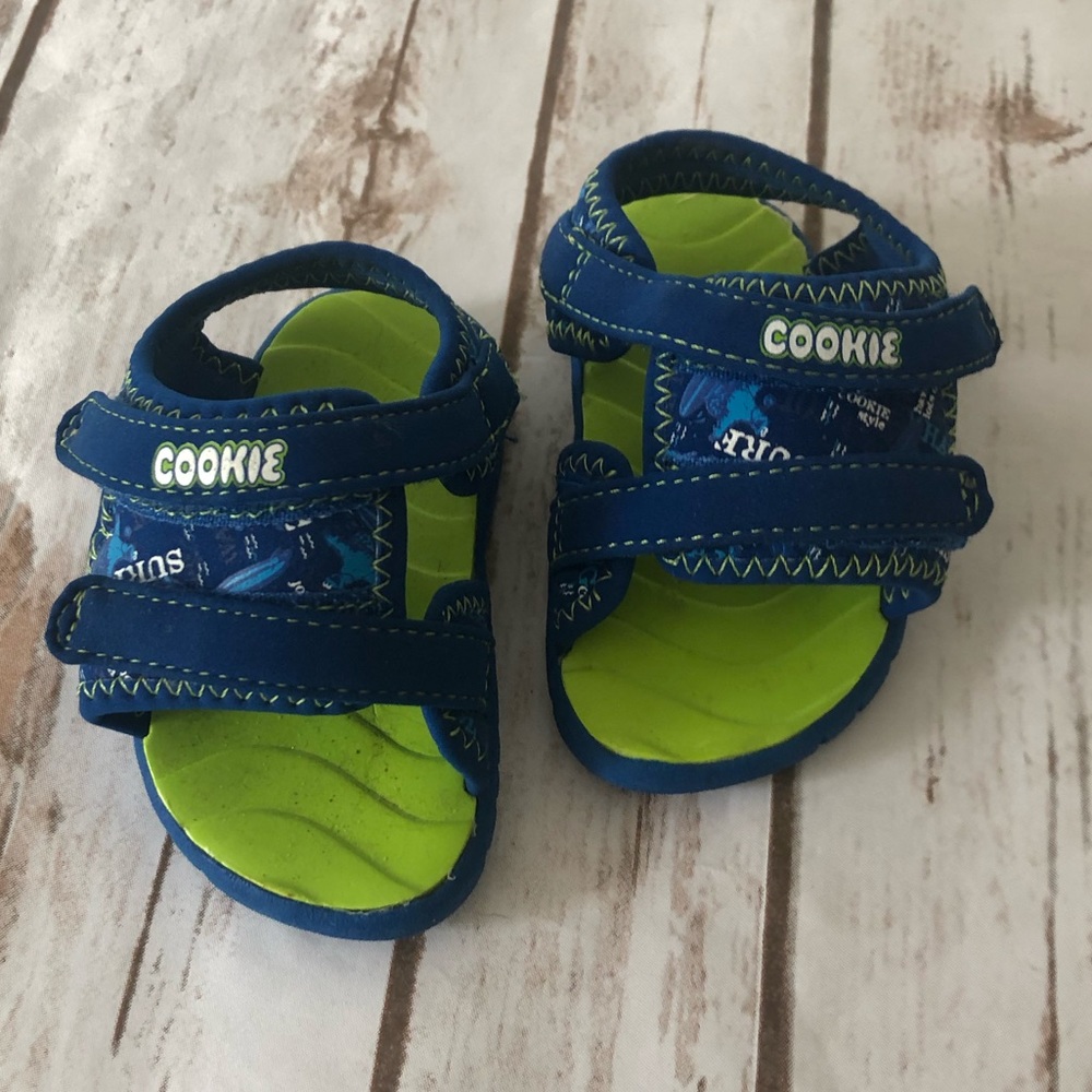 Sesame Street Toddler Sandals 2W